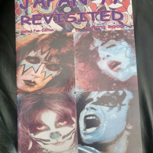 KISS Japan '77 Revisited Photo Book like new