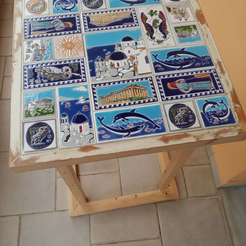 Ceramics Tall Table 45x45 like new with old ceramic tiles and recycled wood