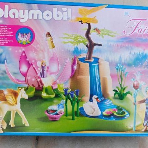 Playmobil 9135 Mystical Fairy Glen new