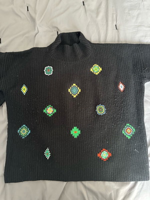 Kenzo x H&M wool knit sweater medium used with embroidery