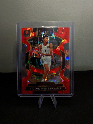 Victor Wembanyama Red Cracked Ice Panini Select Euroleague 2025-26 Card new