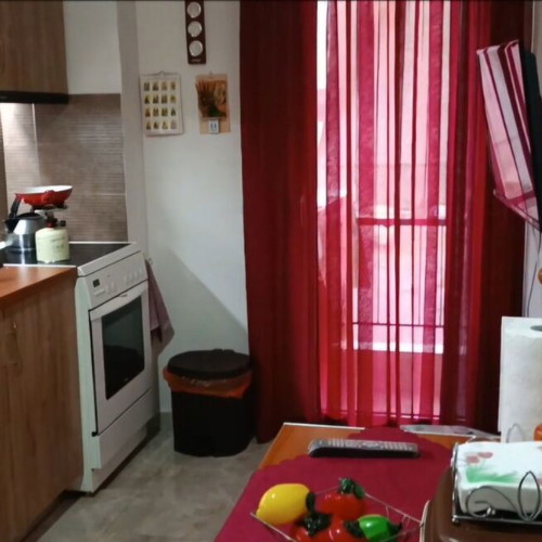 Διαμέρισμα στη Νίκαια επιπλωμένο, 2 υπνοδωμάτια, 98 τ.μ., 1980