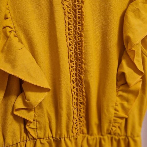 Shein vintage dress with ruffles on sleeves, like new, size M, yellow