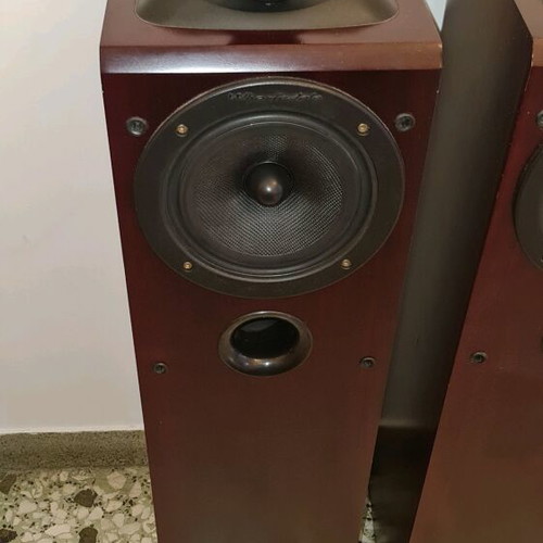 Wharfedale Pacific Pi20 speakers like new floorstanding