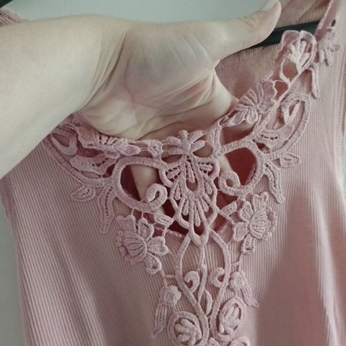 Vintage sleeveless blouse used, pink with lace embroidery
