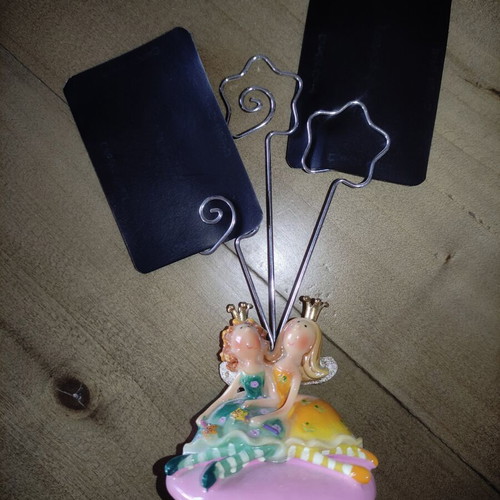 Decorative photo holder with princesses