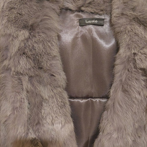Lussile gray bolero used synthetic fur