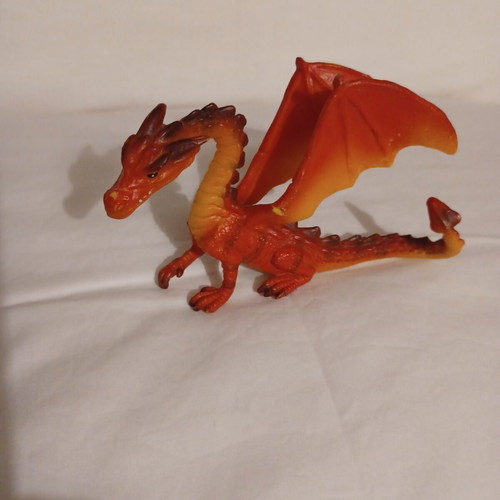 Dragon figure like new