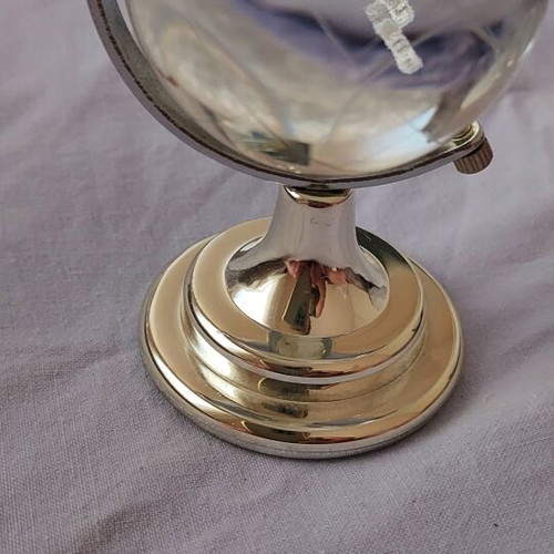 Globe paperweight like new with Johnnie Walker