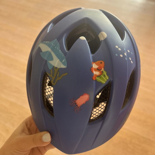 Children's helmet with rear light new