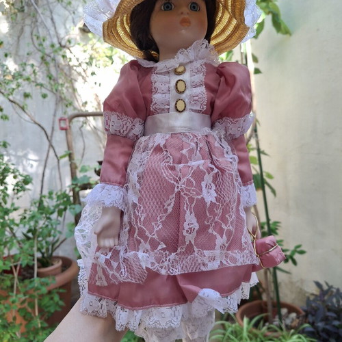The Heritage Mint Ltd porcelain doll, vintage, 40 cm