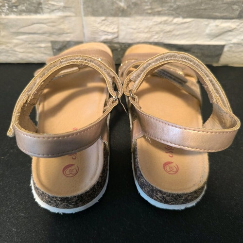 Girls' sandals used size 32