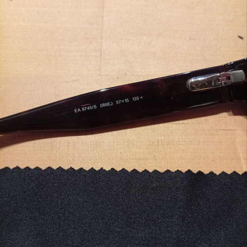 Emporio Armani sunglasses used, brown lens, size S, with case and cloth
