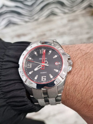 Festina f16390 ανδρικό ρολόι σαν καινούργιο με ατσάλινο μπρασελέ και ημερομηνία