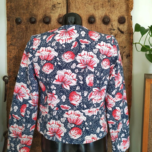 Atmosphere floral cropped blazer like new
