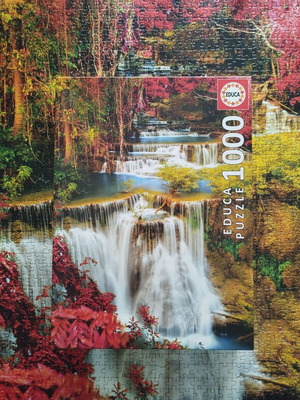 Educa puzzle 1000 pieces used with waterfall theme