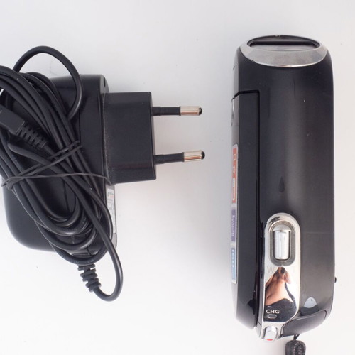 Samsung SMX-C10 vintage compact camcorder used with 10x optical zoom and 8GB SD card