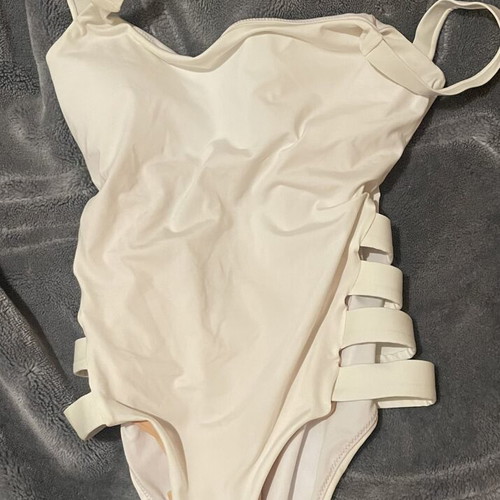 Bluepoint onepiece white cut out swimsuit new, size S