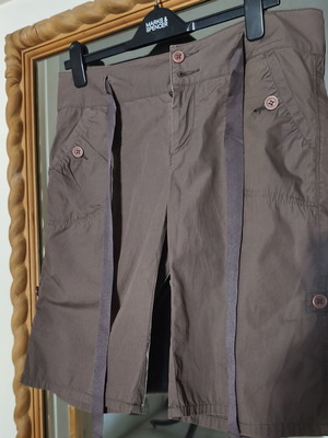 DKNY women's cotton bermuda shorts used, size 42, brown