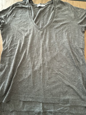 Zara T-shirt small grey V-neck
