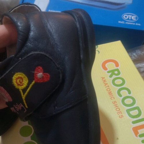 Crocodilino boots genuine leather for girl size 24 like new