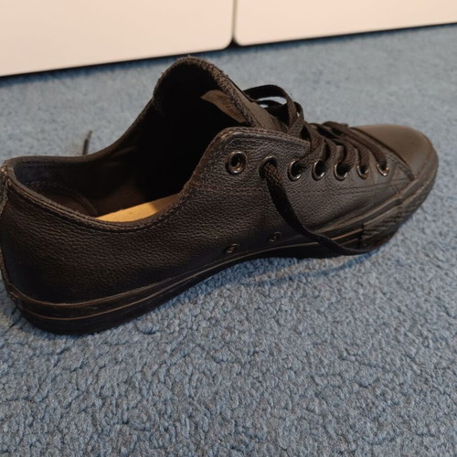 All star δερμάτινα sneakers σαν καινούργια, μέγεθος 43, μαύρα