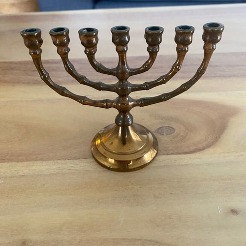 Bronze candlestick like new, height 9 cm