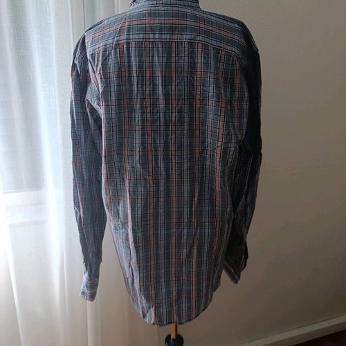 Nautica men's shirt classic fit medium like new, multicolor
