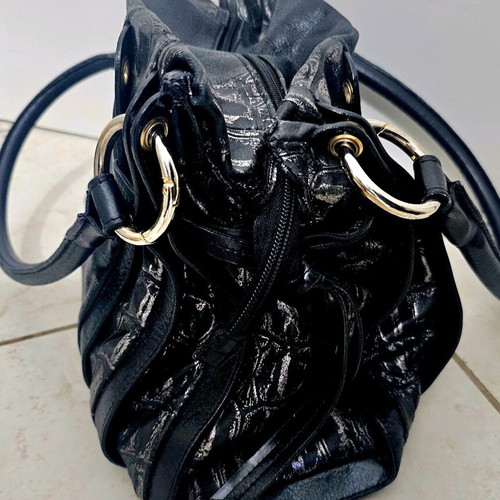 L.CREDI shoulder bag used, leather, black and silver