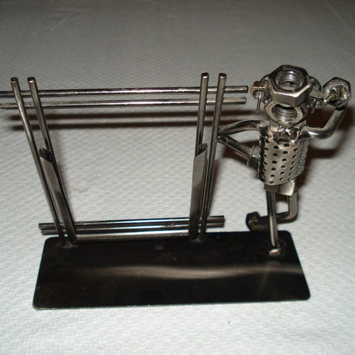 Metal decorative item used 19cm x 19cm x 7cm
