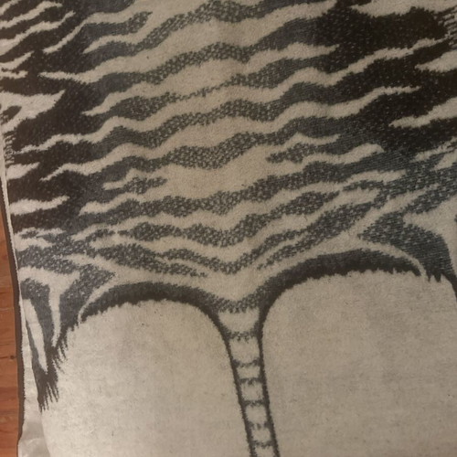 Vintage blanket, 1.07m x 1.44m