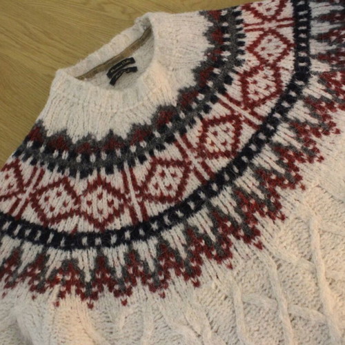 Massimo Dutti Limited Edition Sweater No. Large like new, beige
