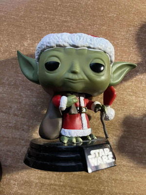 Yoda Funko Pop Christmas figure like new