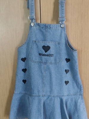 Τζιν φόρεμα σαλοπέτα 7-8 ετών like new με μαύρες καρδούλες