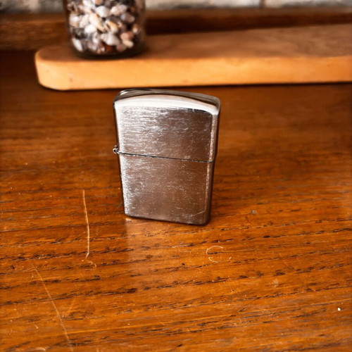 Zippo-style classic lighter