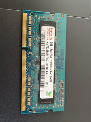 Hynix 2GB 10600s DDR3 like new