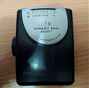Vintage Walkman Phillips DBB-DYNAMIC BASS BOOST- AQ 6560 stereo radio cassette player