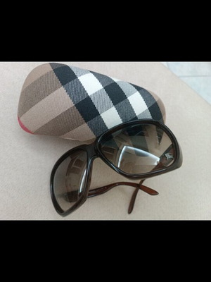 Burberry Women's Sunglasses B4013 Like New, Brown Gradient Lenses