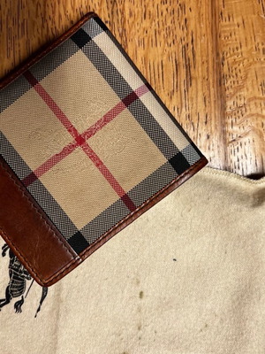 Burberry wallet