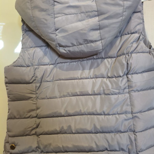 Foglie Rosse Sleeveless Quilted Puffer Gilet Size M like new, gray