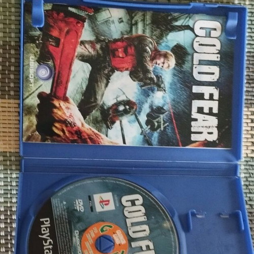 Cold Fear PlayStation 2 like new