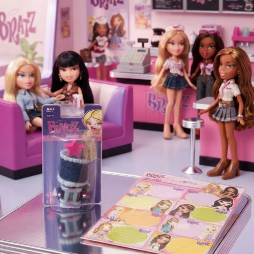 Bratz funky fashion watch set with tags, sealed