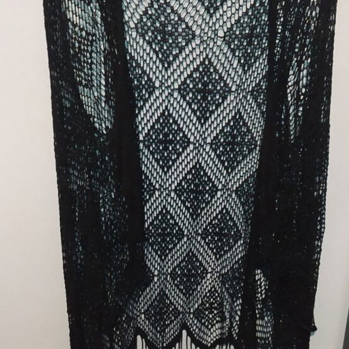 Knitted kimono like new, black with fringes