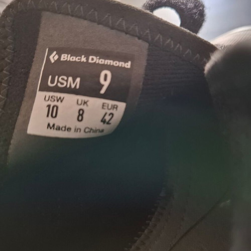 Black Diamond Momentum climbing shoes new, size 42