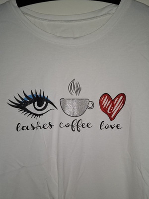 Women's white T-shirt with designs, used, size M