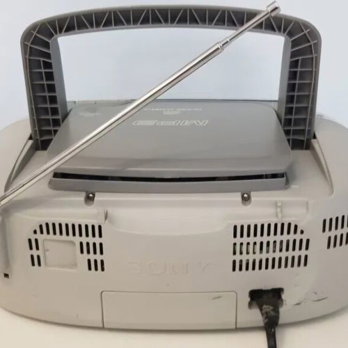 Sony CFD S03CPL Portable Mp3 Radio CD Cassette Player like new