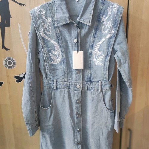 Denim dress with buttons new