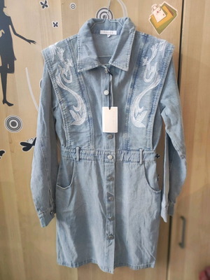 Denim dress with buttons new