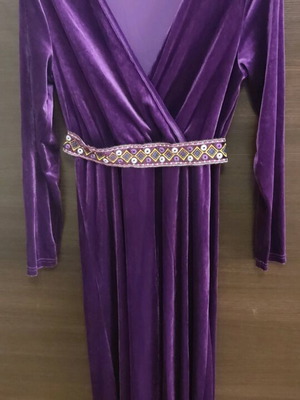 Purple velvet Shein dress new, size Small (36) with belt