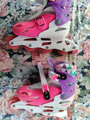 Athlopaidia adjustable size rollerskates for kids